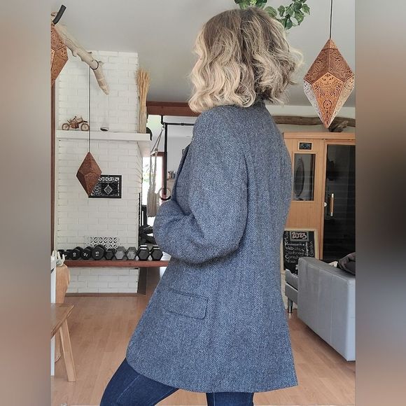 Vintage Gray Blazer - Picture 6 of 10